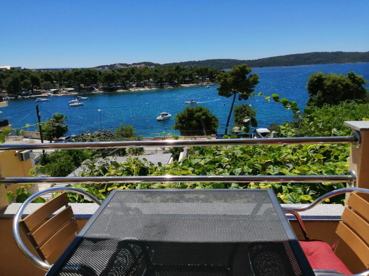 Apartments Saldun Trogir Bagian luar foto