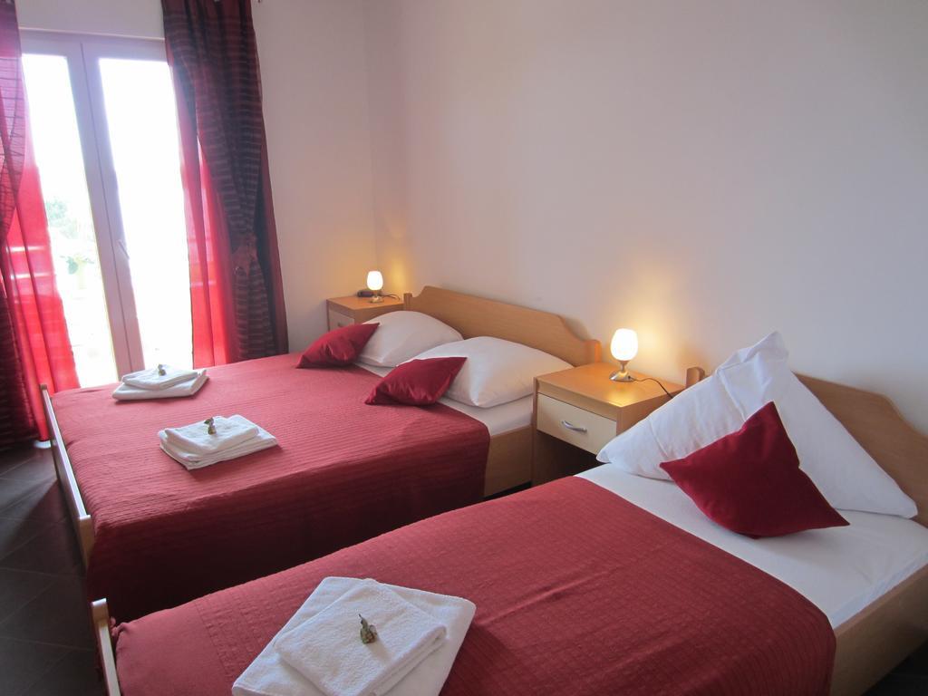 Apartments Saldun Trogir Bagian luar foto