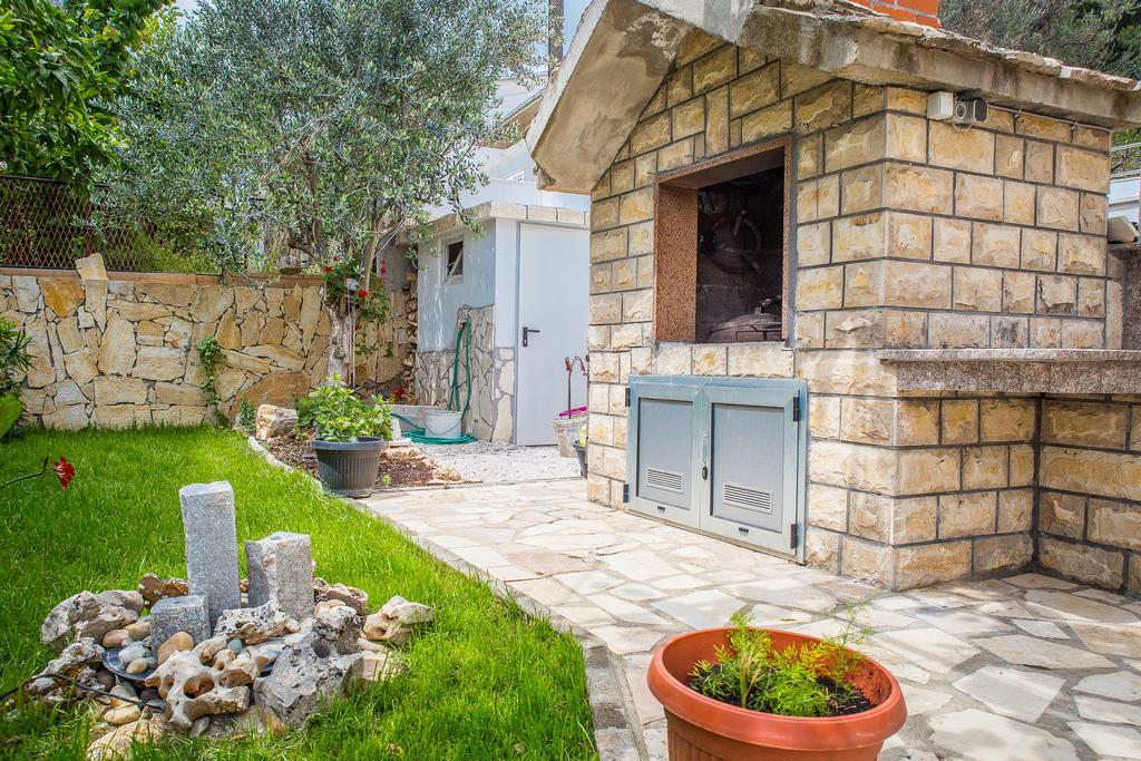 Apartments Saldun Trogir Bagian luar foto