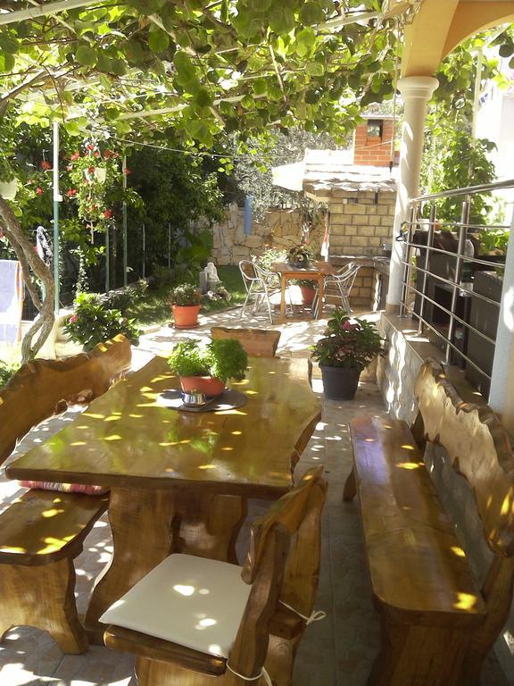Apartments Saldun Trogir Bagian luar foto