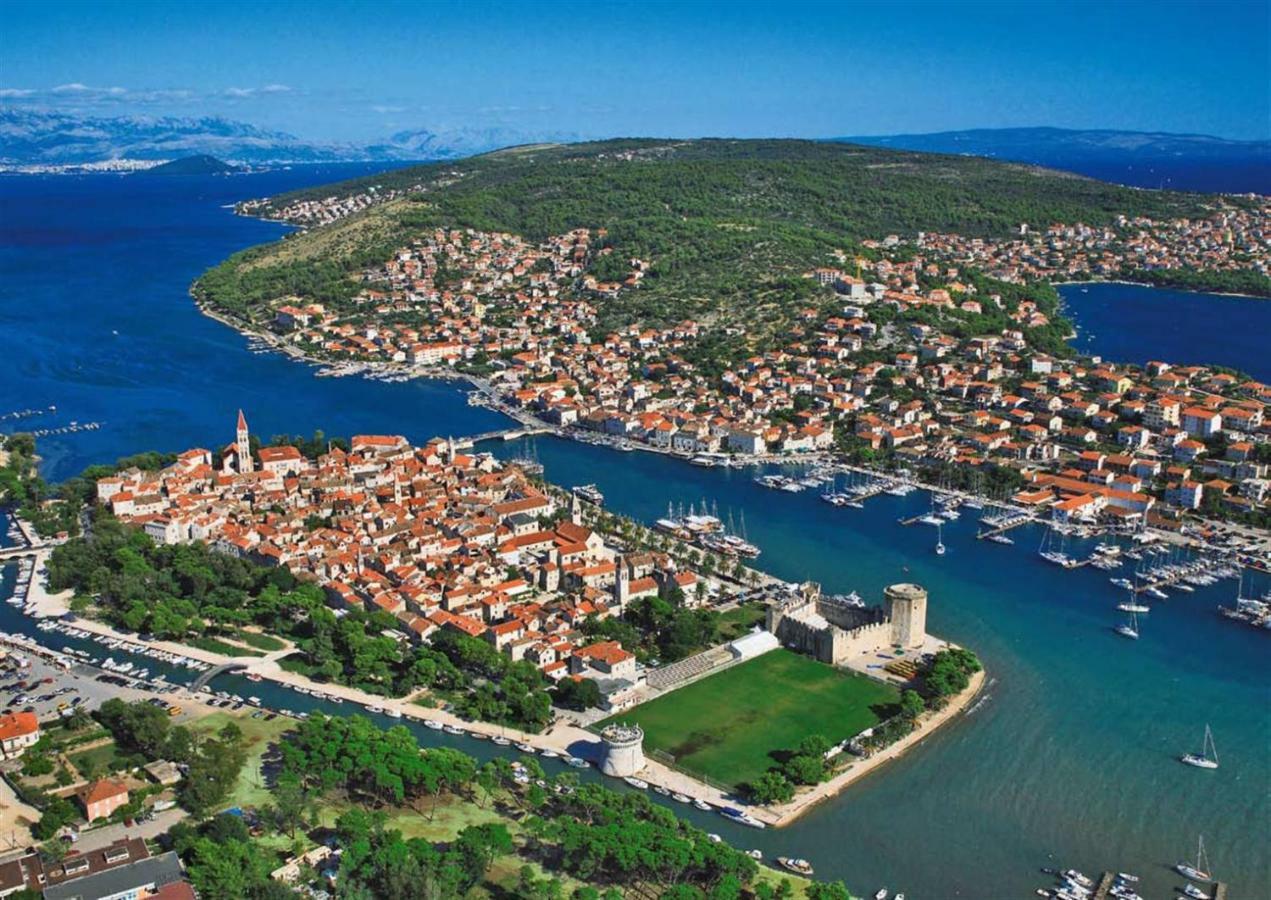 Apartments Saldun Trogir Bagian luar foto